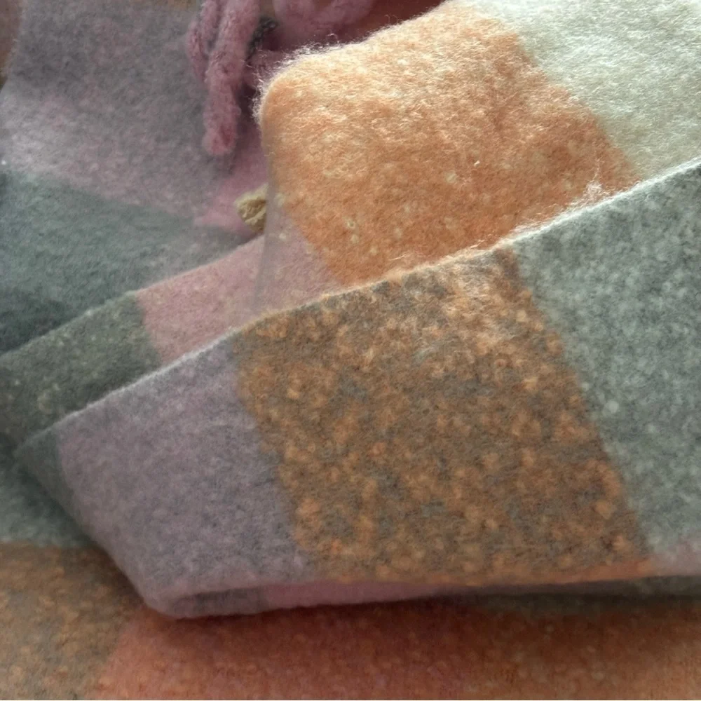 NWT Martha Stewart Decorative Throw - Pink, Gray, Cream Colorful Plaid Recycled